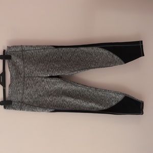 Gap Workout Leggings, size Large